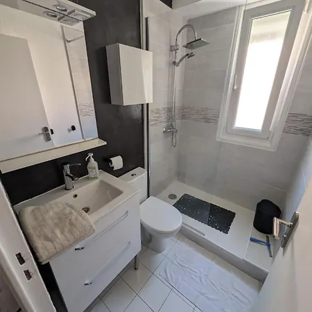Appartement Au Pied De La Plage - Saint Cyprien Exterior photo